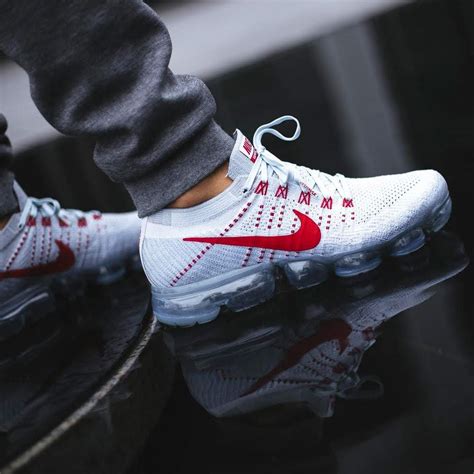 nike air vapormax rood|best price on vapormax shoes.